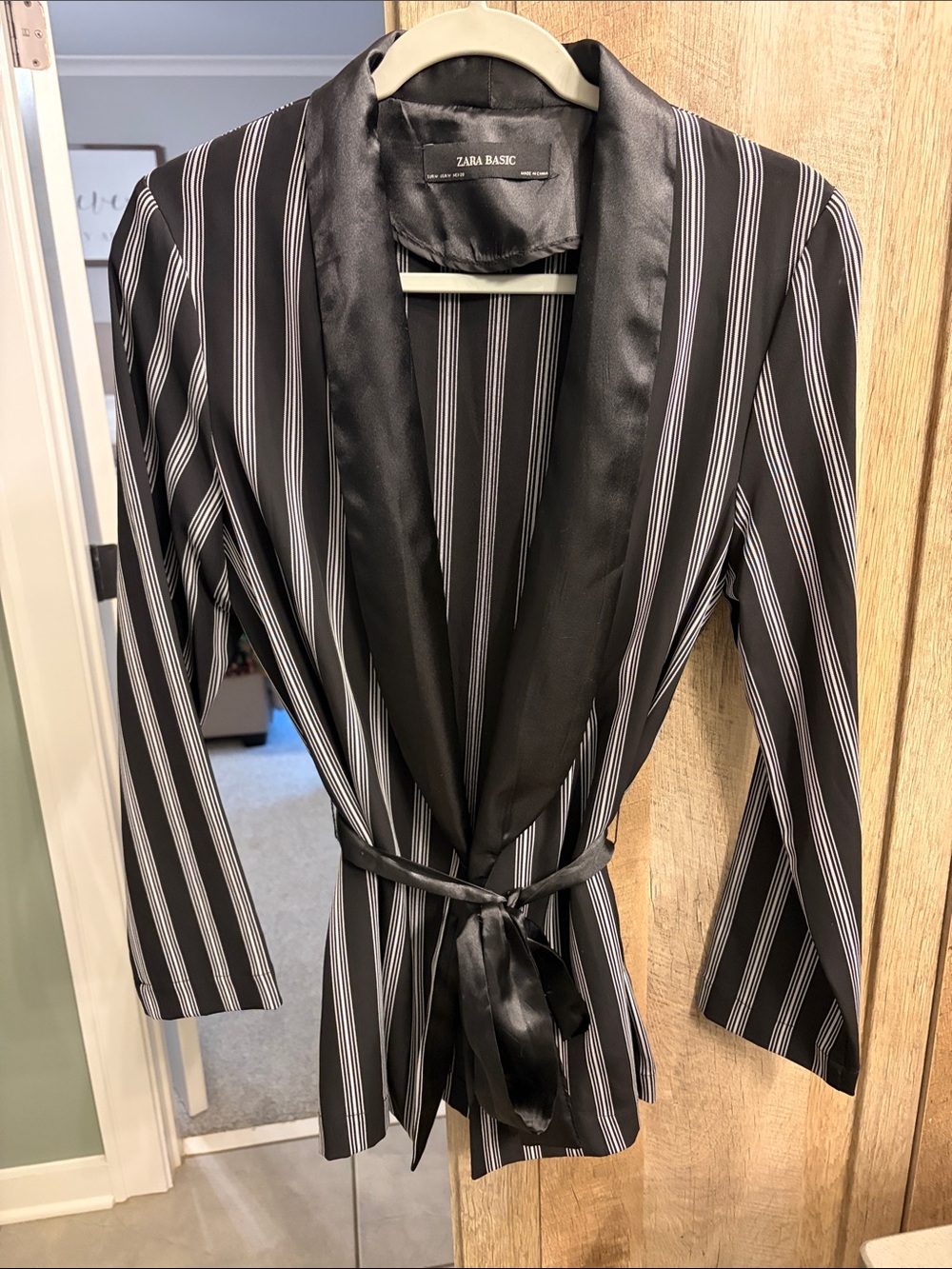Zara Medium Black White Striped Satin-Trim Smoking Jacket tie belt
